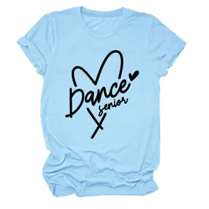 Casual γυναικείο γαλάζιο κοντομάνικο t-shirt με στρογγυλή λαιμόκοψη και τύπωμα dance senior