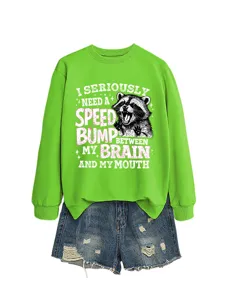 Grüner Langarm-Pullover mit lustiger Waschbär-Grafik und witzigem Spruch für Damen