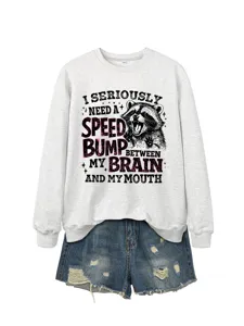 Lustiger Waschbär Print Damen Sweatshirt lässiges langärmliges graues Oberteil mit Shorts.