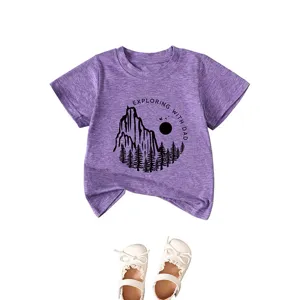 T-shirt à manches courtes violet pour enfants avec graphique de montagne et de papa.
