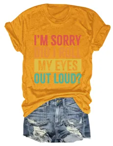 T-shirt graphique jaune moutarde à manches courtes avec citation amusante pour femmes.