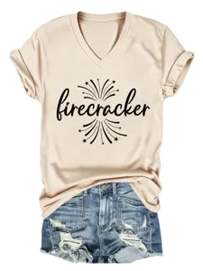 Camiseta casual de mujer con cuello en V y manga corta con estampado firecracker.