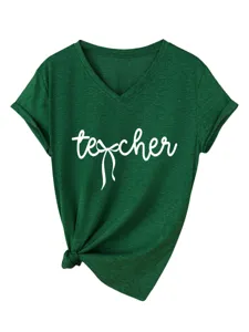 Femme décontracté col V t-shirt à manches courtes avec imprimé lettre et un bel ourlet noué.