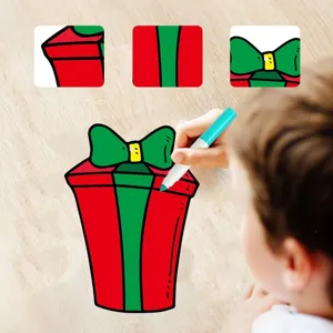 Set de dibujo y arte navideño para niños con plantillas de cajas de regalo coloridas.