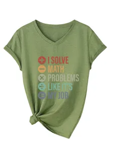 Olivenfarbenes Damen V-Ausschnitt Kurzarm T-Shirt mit lustigem Mathe-Spruch und Knoten.