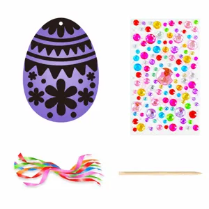 Kit de manualidades de arte para rascar de Pascua con diamantes de imitación cintas y lápices.