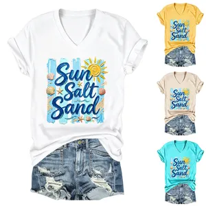 Camiseta mujer casual cuello V manga corta con estampado gráfico de playa de verano y shorts.