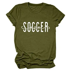 Vue détaillée du t-shirt femme décontracté vert olive clair col rond manches courtes.