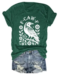 Dark green short sleeve T-shirt with cool crow flower graphic and stylish letter print.