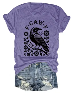 Casual women short sleeve crow graphic print round neck t-shirt with denim shorts outfit