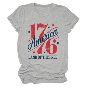 T-shirt gris classique à manches courtes avec imprimé graphique patriotique américain 1776.