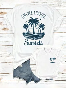Detailansicht weißes Damen T-Shirt kurzarm mit tropischem Sonnenuntergang Motiv.