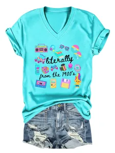 Turquoise T-shirt με λαιμόκοψη V και κοντό μανίκι με ρετρό γραφικές λεπτομέρειες 90s.