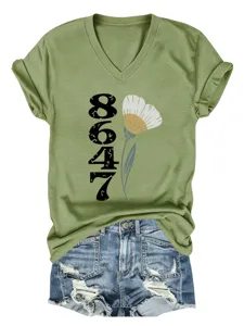 Lässiges olivgrünes V-Ausschnitt Kurzarm-T-Shirt mit 8647-Grafik und Krempelärmeln.