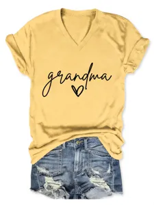 Damen Grandma Buchstabe Druck lässig V-Ausschnitt Kurzarm T-Shirt mit Jeansshorts.