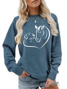 Felpa casual da donna a manica lunga con una simpatica grafica cuore cane e cavallo.