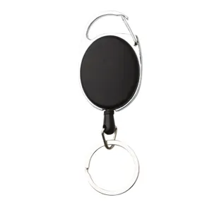 Einziehbarer Ausweishalter mit Metallkarabiner und Schlüsselring für Ausweise und Schlüssel.