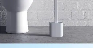 Weißes Silikon-Toilettenbürsten-Set mit Halter für moderne Badreinigung und saubere Aufbewahrung.
