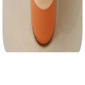 Gedetailleerd overzicht van opvouwbare voetbad emmer in oranje kleur voor thuisgebruik