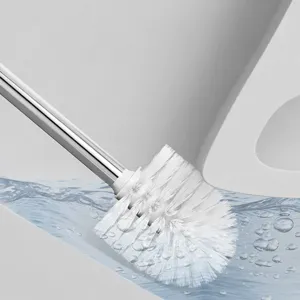 Set spazzola per WC con manico lungo domestico per una pulizia efficiente del bagno.
