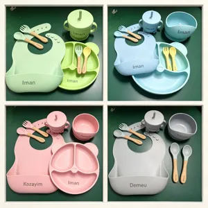 Détails de l'ensemble de vaisselle en silicone pour bébé avec assiette, bol et cuillère.