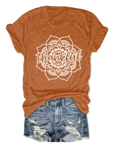 Women casual retro short sleeve t-shirt with thankful mandala graphic and denim shorts set