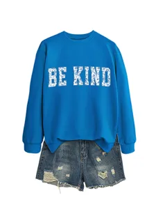 Felpa casual blu da donna con stampa floreale e di lettere, abbinata a pantaloncini.