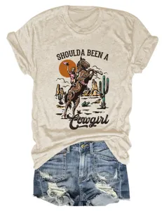 Vista dettagliata della t-shirt casual da donna color farina d'avena con stampa grafica western.