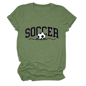 T-shirt à manches courtes décontracté pour femme vert olive avec imprimé soccer mom.