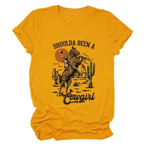 Maglietta manica corta donna stampa cowgirl vintage giallo senape vista di dettaglio