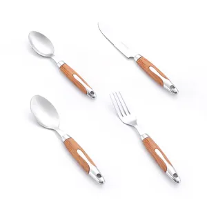 Juego de cubiertos de acero inoxidable con mango de efecto madera, cuchillo tenedor cuchara.