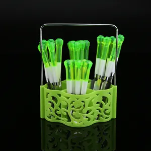 Set di posate in acciaio inossidabile da 4 pezzi all'ingrosso con manico verde, stoviglie.