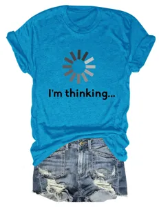 T-shirt femme décontracté à col rond et manches courtes avec impression drôle et denim.