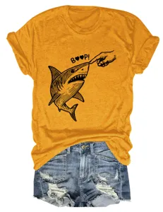 Lustiges Haifisch Finger Boop Grafik Kurzarm Rundhals gelbes Damen T-Shirt Sommer Outfit.