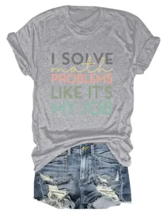 Grijs grafisch dames T-shirt casual korte mouw top met leuke tekst en spijkerbroek short.