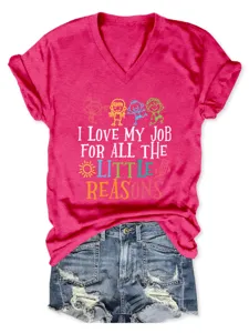 Women fashion casual V-neck short sleeve graphic print t-shirt paired with denim shorts.
