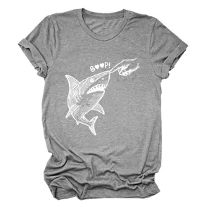 Graues kurzes Damen T-Shirt mit lustigem Haifisch Motiv legeres Sommer Top bequeme Damenbekleidung