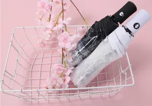 Ombrello pieghevole automatico trasparente con stampa floreale set ombrello compatto da pioggia.