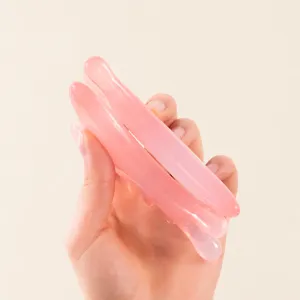Delfin Form Massagekamm fuer Kopfhaut Schaben Meridian Wellness Damen rosa Alltag