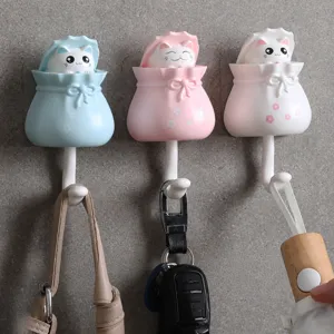 Gancio da Parete Creativo Gatto Carino Borsa della Fortuna in Plastica Adesivo Senza Perforazione per Conservazione Decorazione Cucina Bagno