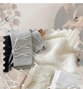 Calentadores de punto con lazos, cómodos calcetines slouch para mujer, elegantes detalles JK.