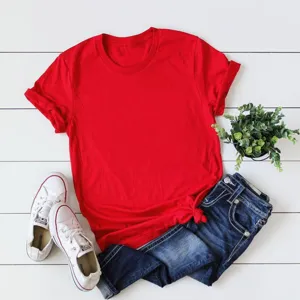 Maglietta rossa tinta unita maniche corte girocollo basic casual capo d abbigliamento.