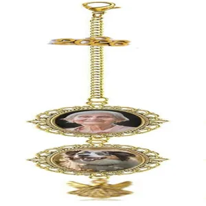 Detail view of the gold DIY graduation photo pendant charm with 2026 numbers and dual trays.