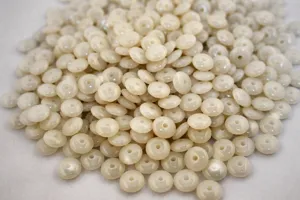 DIY accessori per gioielli perline distanziatori imitazione cera d'api bianco avorio