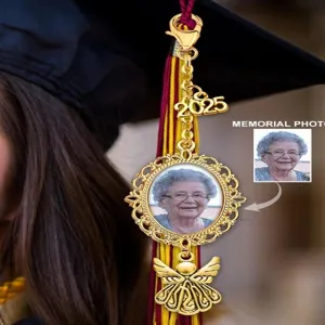 DIY graduation cap tassel charm memorial photo pendant custom gold metal badge for class of 2025
