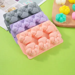 Silicone cat paw mold set for DIY jelly, pudding, and baby food supplements. Non-toxic.