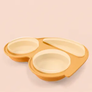 Silicone baby divided dinner plate with clear lids, safe toddler feeding tableware.