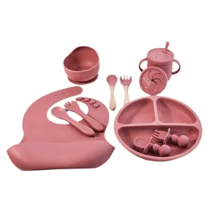Set pappa in silicone per neonati con piatto diviso ciotola bavaglino cucchiaio forchetta.