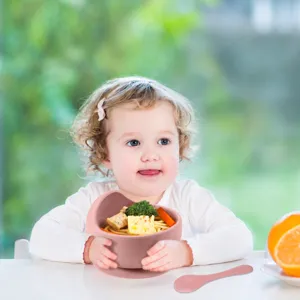 Bol d'alimentation en silicone pour bébé et cuillère ensemble pour repas de tout-petits
