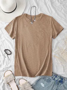 Casual solid color short sleeve t-shirt for daily wear, comfortable round neck basic top.